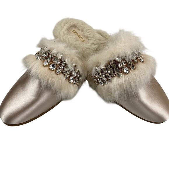 Express Faux Fur Crystal Mule Slippers Pink Coquette Twee Glam Cozy Holiday Chic - Picture 4 of 9